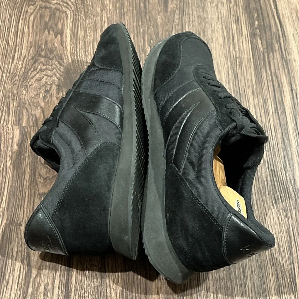 Kizik Milan Walking Shoes Sneakers Mens Size 10.5 Black Suede Casual Orthotic